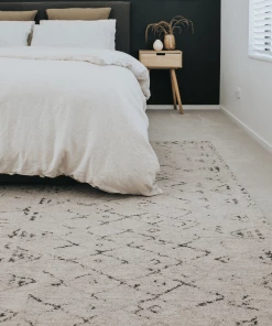 Miss Amara Kwame Tribal Pattern Flatweave Rug All Rugs