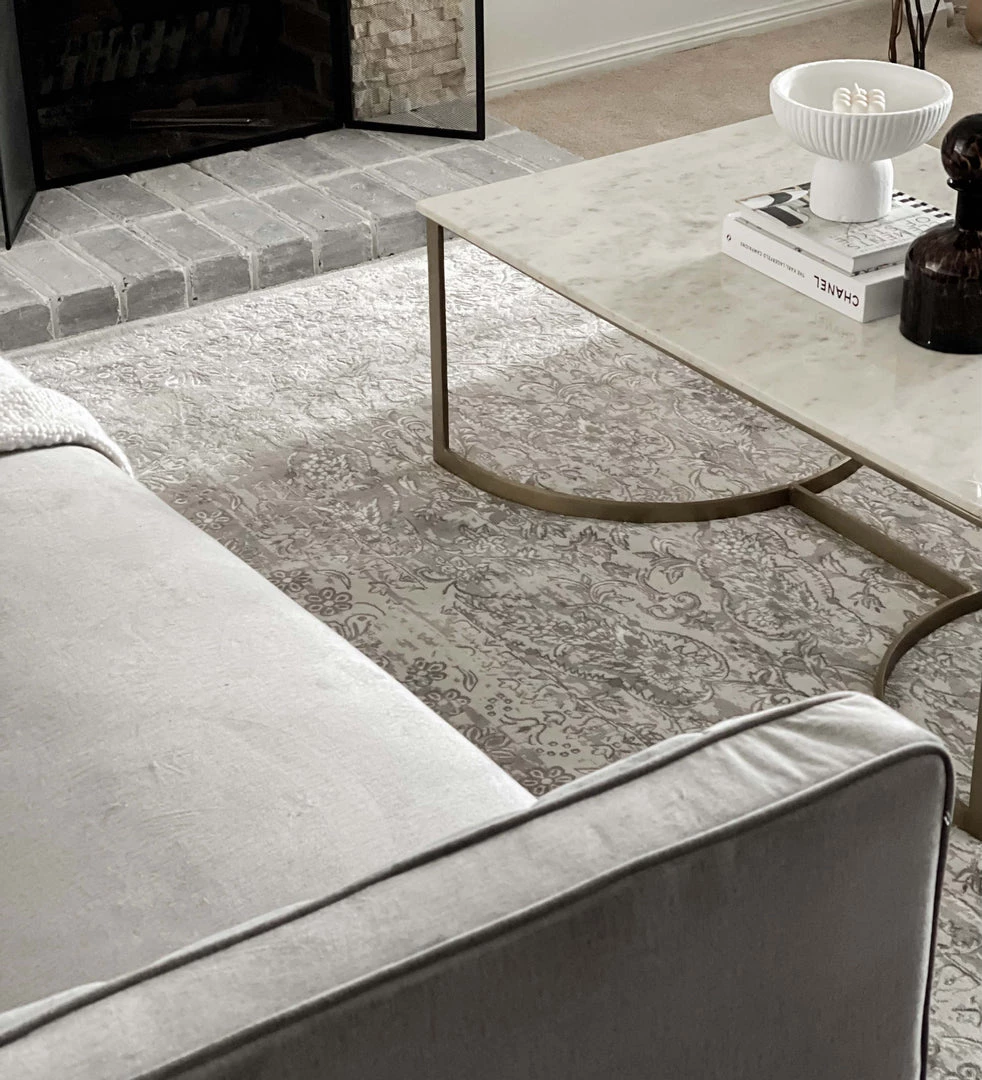 Miss Amara All Rugs Aaerin Charcoal Grey And Ivory Traditional Distressed Rug