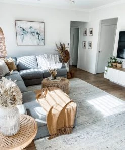 Miss Amara Andra Grey And Ivory Traditional Distressed Rug All Rugs