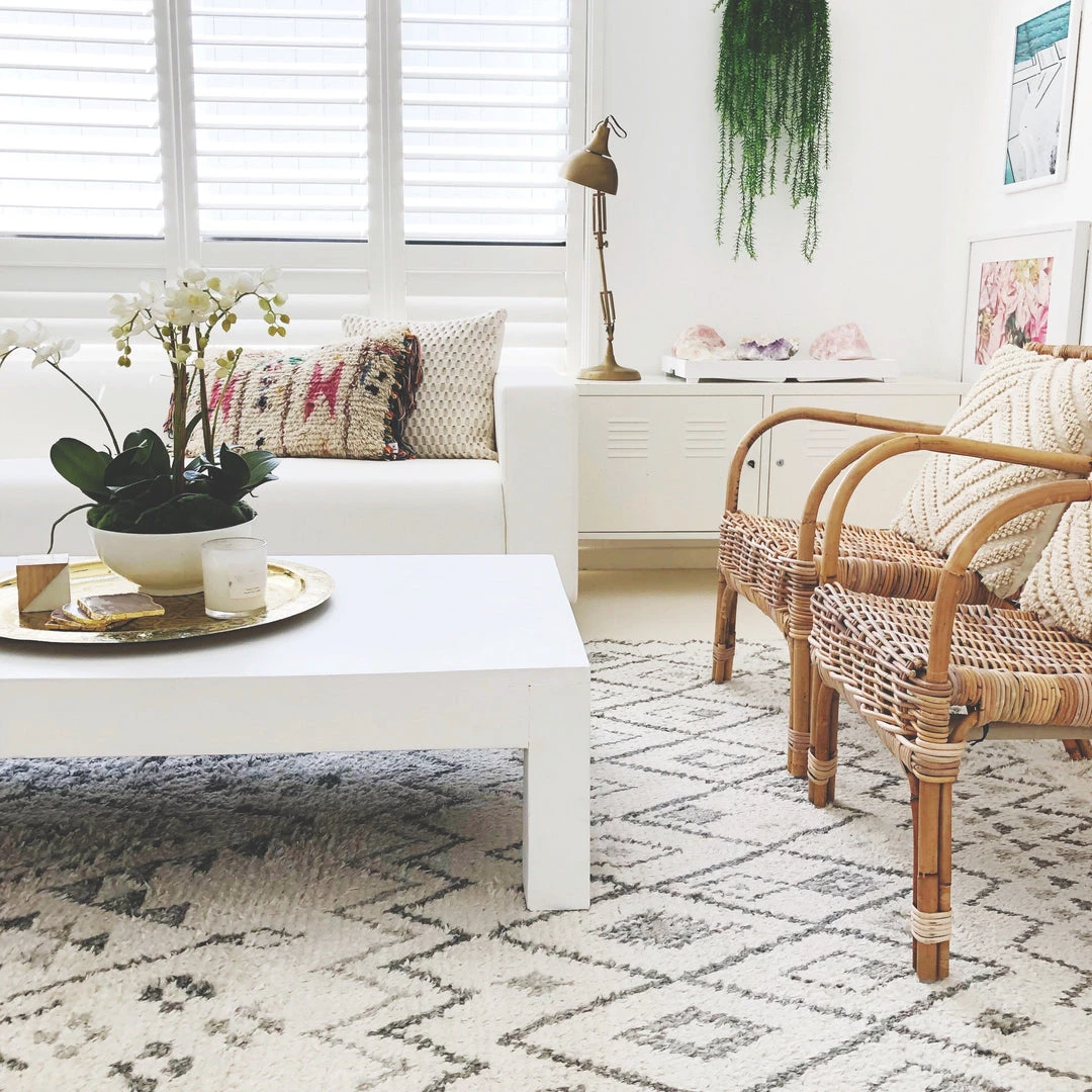 Miss Amara Awena Ivory Tribal Bamboo Silk Rug All Rugs