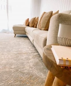 Miss Amara Aylin Cream Ivory And Grey Traditional Floral Rug