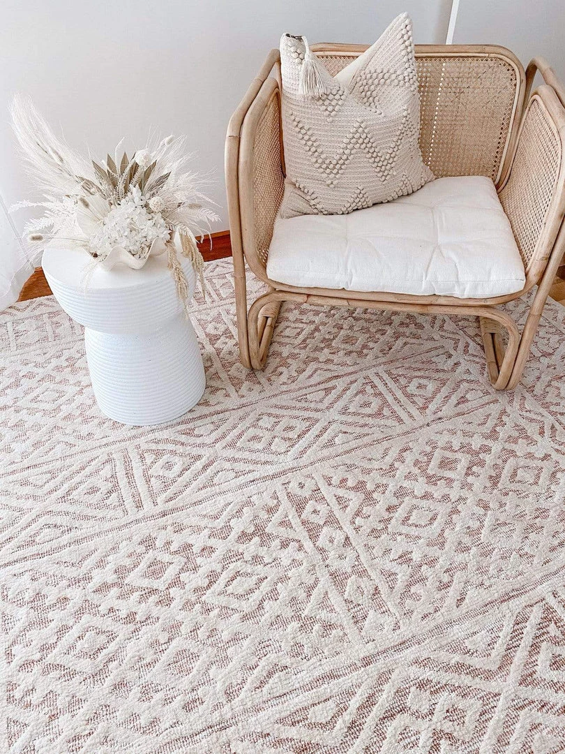 Miss Amara Bobbie Peach And Ivory Textured Tribal Rug All Rugs