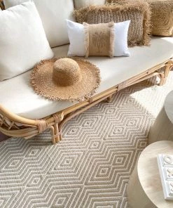 Miss Amara All Rugs Bridie Beige And Ivory Indoor Outdoor PET Rug