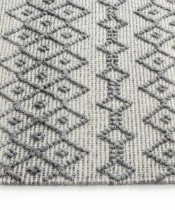 Miss Amara Carlita Grey And Ivory Diamond Pattern PET Rug