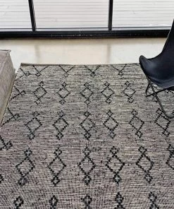 Miss Amara All Rugs Ebba Black And Cream Tribal Rug