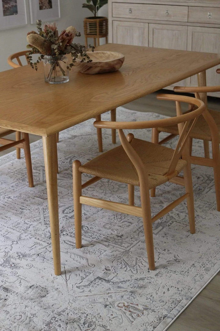 Miss Amara Elania Grey And Blue Traditional Distressed Medallion Rug