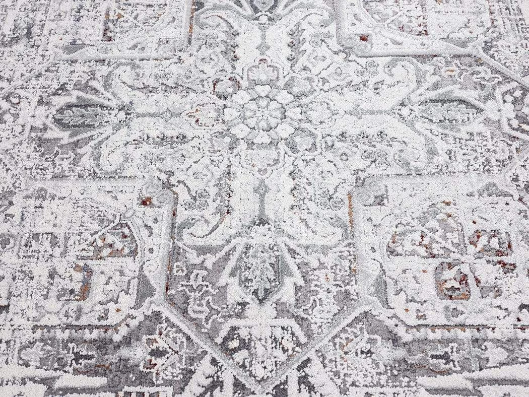 Miss Amara Elania Grey And Blue Traditional Distressed Medallion Rug
