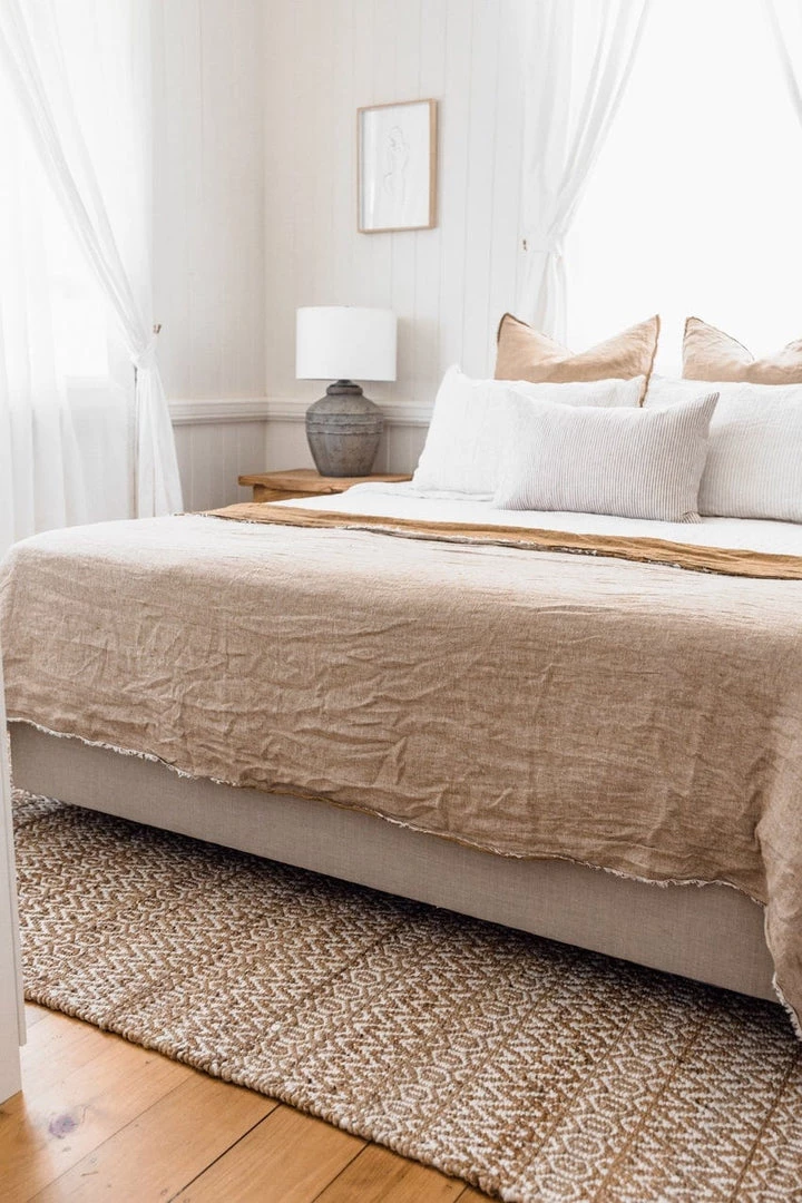 Miss Amara All Rugs Emelia Natural Ivory Tribal Jute Rug