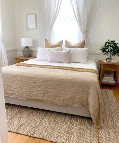 Miss Amara All Rugs Emelia Natural Ivory Tribal Jute Rug