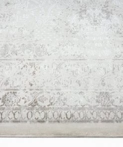 Miss Amara Esmeray Ivory And Grey Traditional Distressed Rug