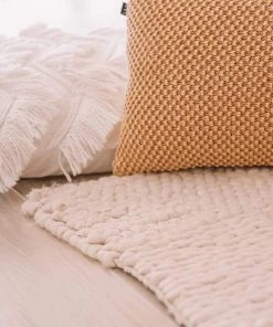 Miss Amara All Rugs Fleur Ivory Braided And Looped Rug