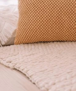 Miss Amara All Rugs Fleur Ivory Braided And Looped Rug