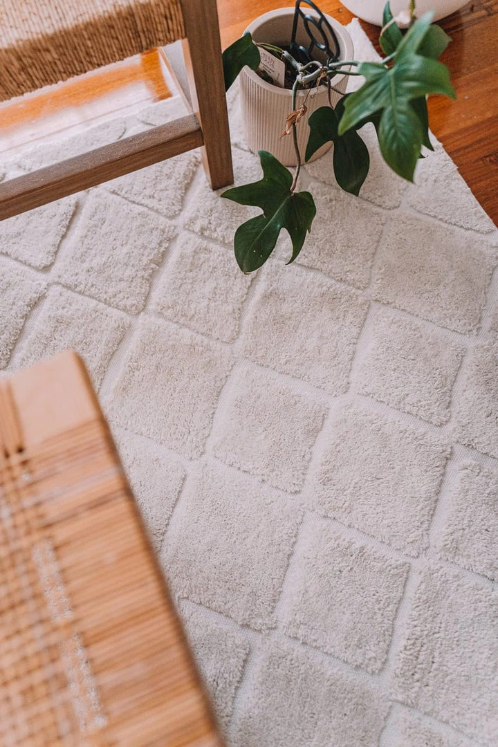 Miss Amara Gia Ivory Diamond Tribal PET Shag Rug All Rugs