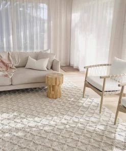 Miss Amara Hanna Ivory Leaflets Wool Blend Rug