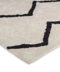 Miss Amara Hayley Black And Ivory Tribal Washable Berber Rug