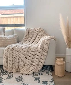 Miss Amara Issey Ivory And Grey Tribal Rug All Rugs