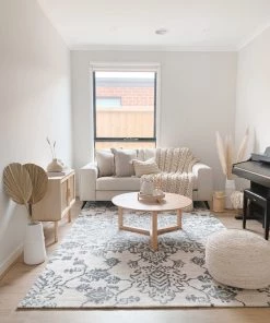 Miss Amara Issey Ivory And Grey Tribal Rug All Rugs