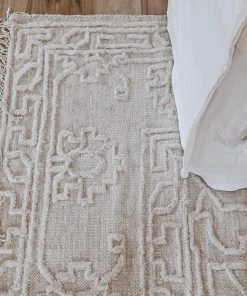 Miss Amara All Rugs Jacklyn Ivory And Cream Floral Distressed Rug