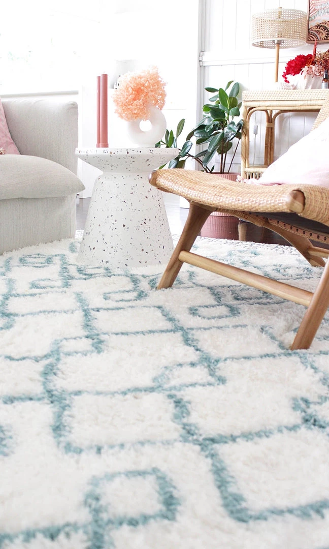 Miss Amara Jaira Ivory And Turquoise Blue Tribal Shag Rug