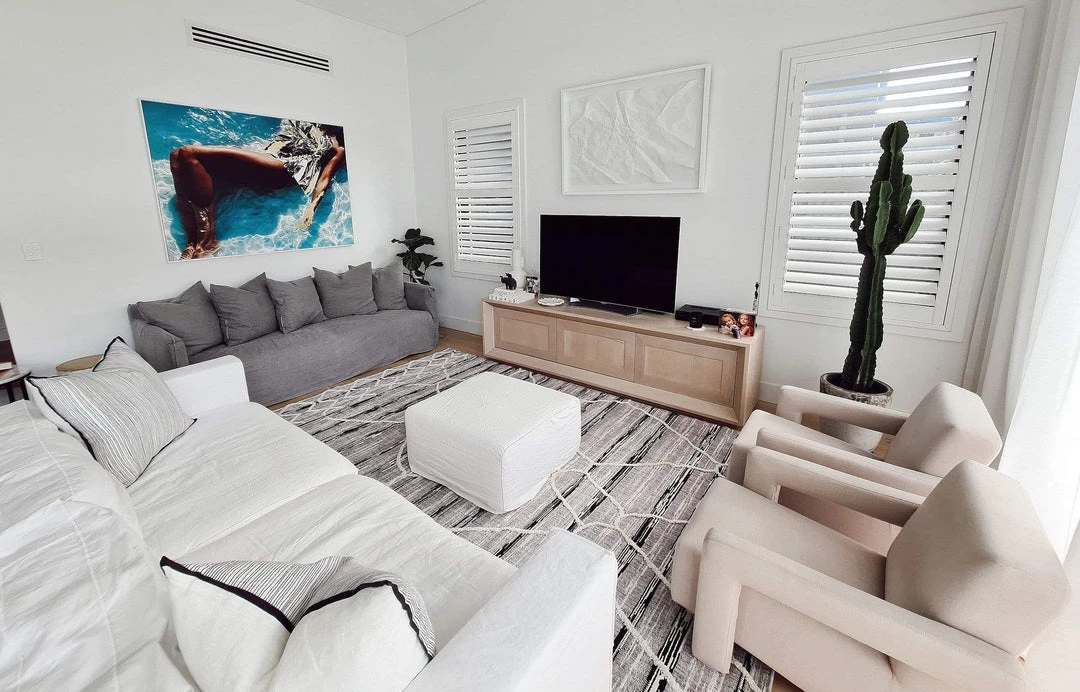 Miss Amara Lena Grey Black Abstract Textured Rug