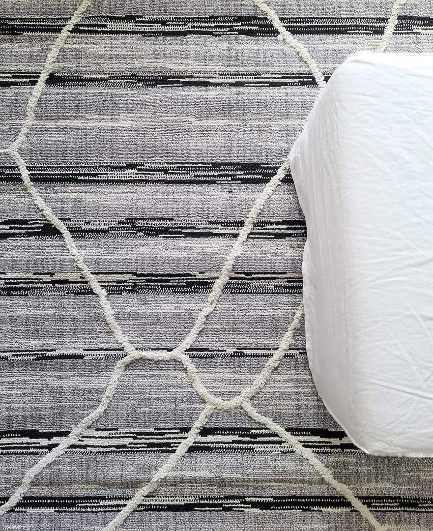 Miss Amara Lena Grey Black Abstract Textured Rug