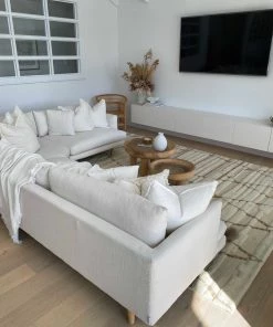 Miss Amara Leona Ivory Beige Tribal Wool Shag Rug