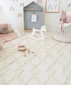 Miss Amara Lova Diamond Pattern Ivory Wool Rug