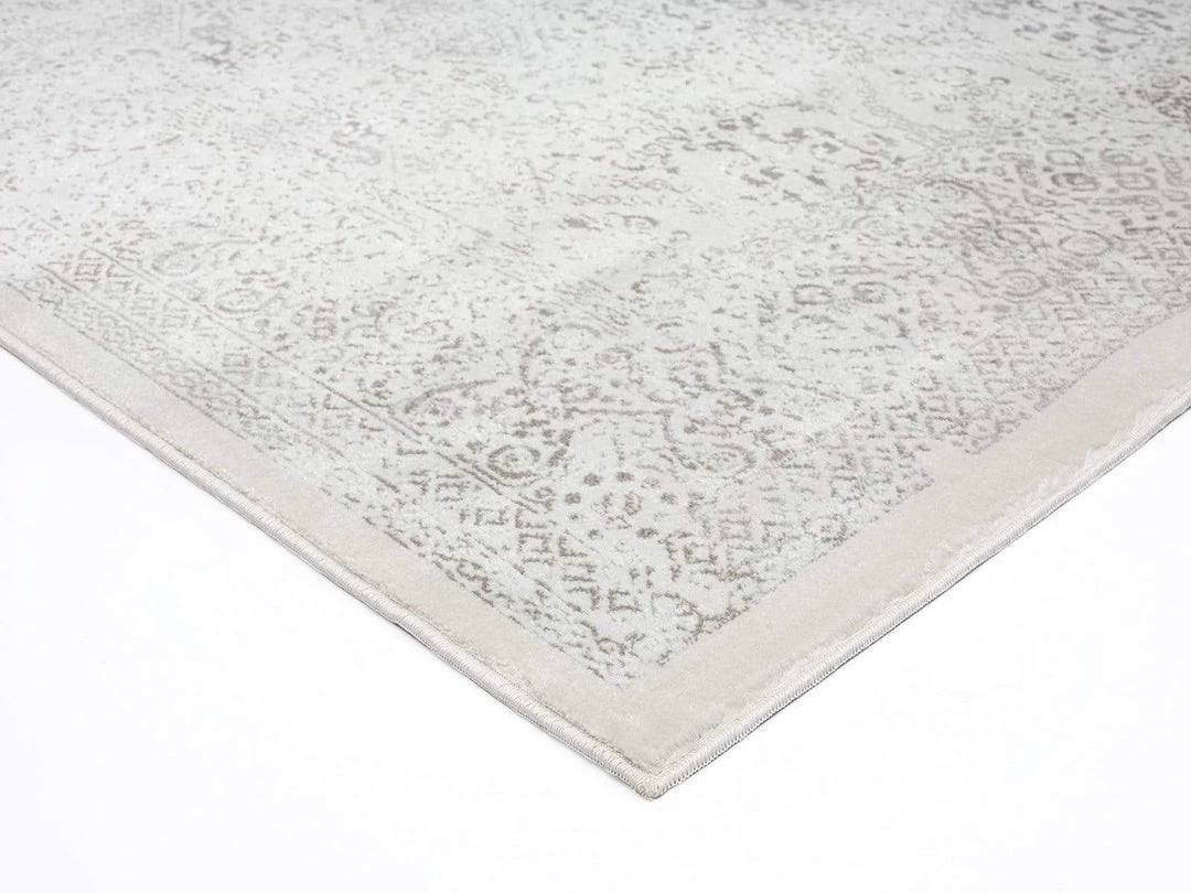 Miss Amara Madison Ivory And Grey Traditional Distressed Rug