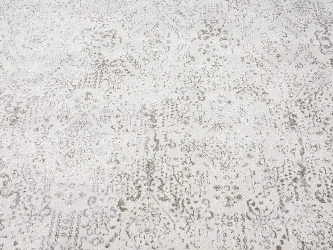 Miss Amara Madison Ivory And Grey Traditional Distressed Rug