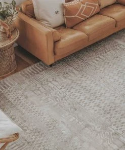 Miss Amara All Rugs Makeda Ivory And Grey Distressed Tribal Rug
