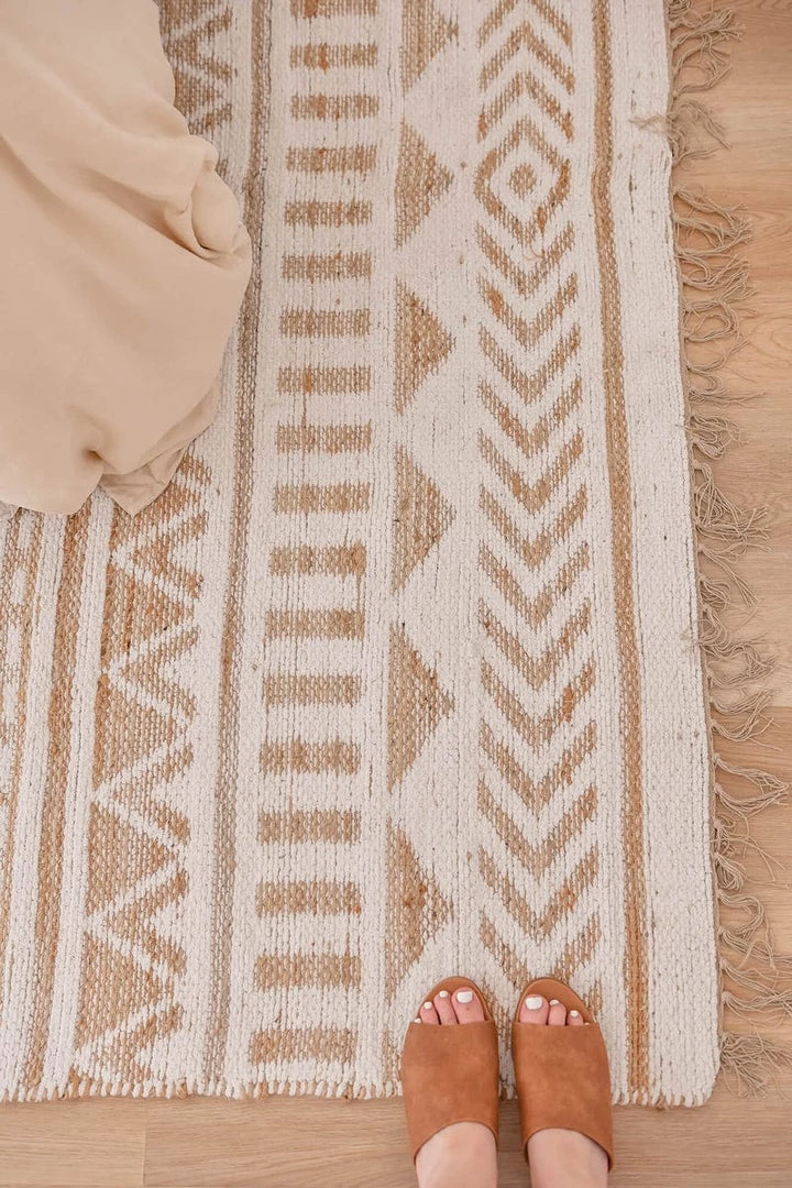 Miss Amara All Rugs Marilia White And Natural Jute Blend Tribal Print Rug