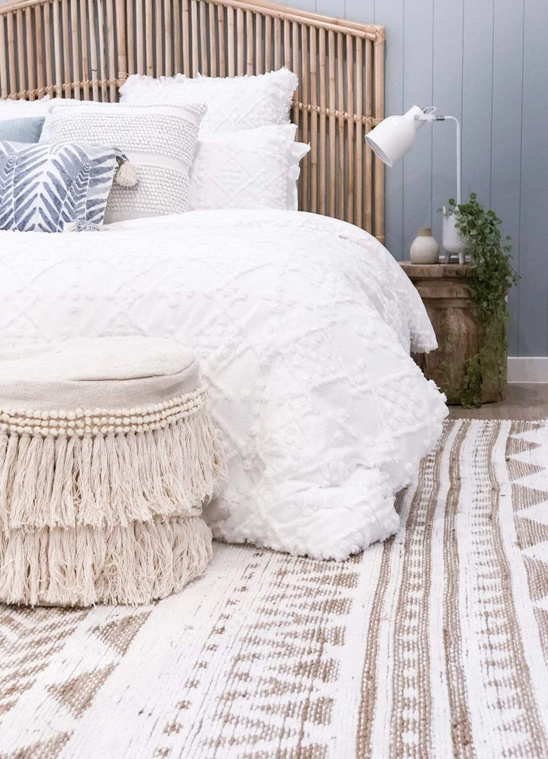 Miss Amara All Rugs Marilia White And Natural Jute Blend Tribal Print Rug