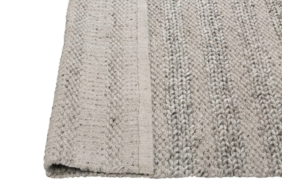 Miss Amara Mila Marbled Grey Braided Rug