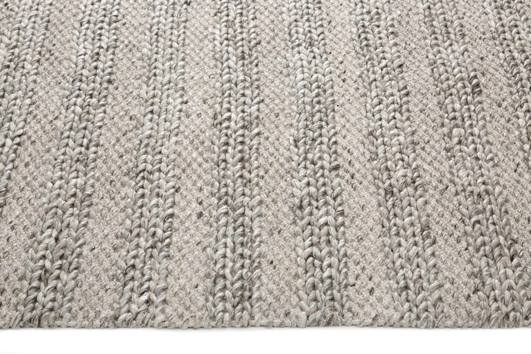 Miss Amara Mila Marbled Grey Braided Rug