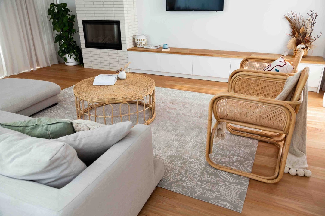 Miss Amara Montana Grey And Ivory Distressed Floral Rug