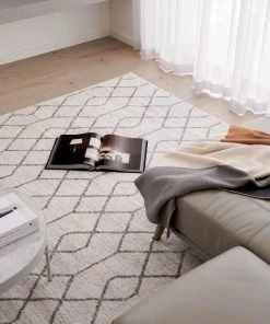 Miss Amara Neda Grey And Ivory Diamond Pattern Rug
