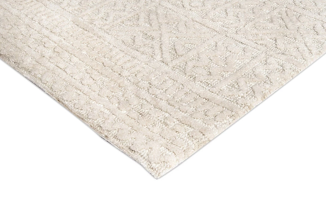 Miss Amara Neewa Beige And Ivory Tribal Transitional Runner Rug All Rugs