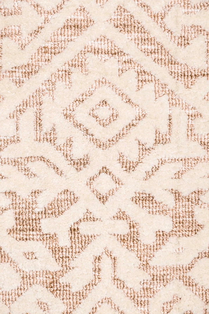 Miss Amara Paloma Peach And Ivory Tribal Patterned Runner Rug
