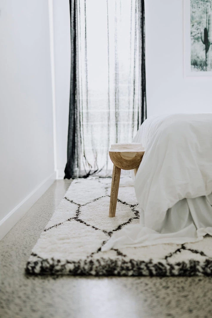 Miss Amara Selena Ivory And Charcoal Grey Tribal Shag Rug