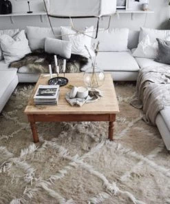 Miss Amara Simrika Cream And Ivory Berber Wool Shag Rug All Rugs