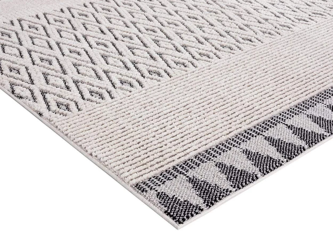Miss Amara Talia Ivory Black Tribal Textured Rug