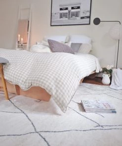 Miss Amara Taryn Grey And Ivory Abstract Tribal Rug