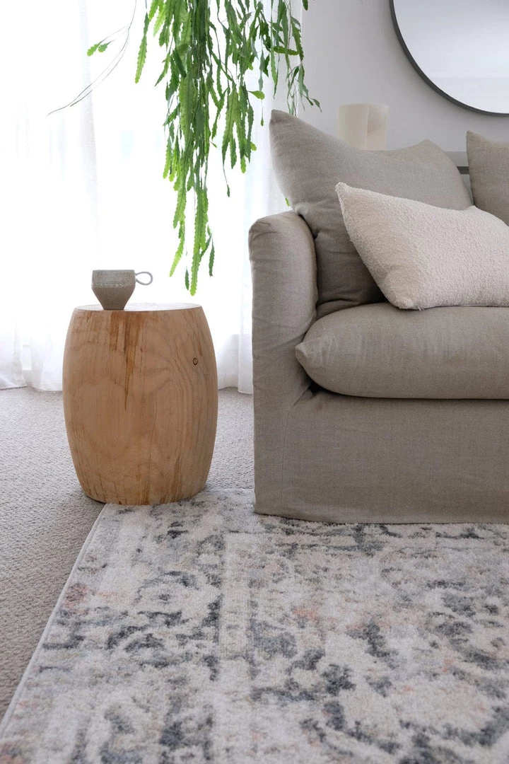 Miss Amara Thea Cream And Grey Traditional Medallion Floral Rug