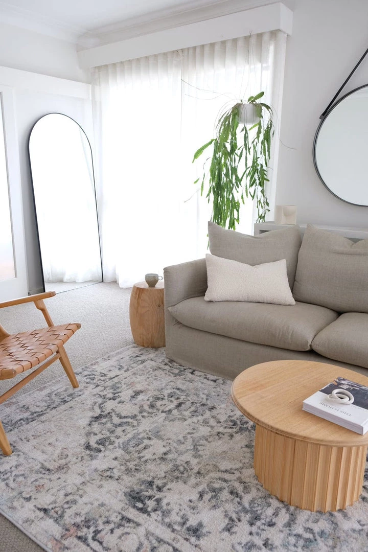 Miss Amara Thea Cream And Grey Traditional Medallion Floral Rug