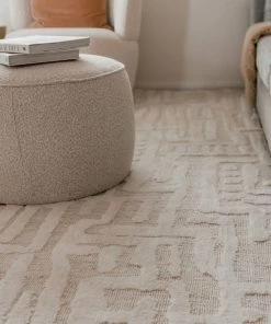 Miss Amara Trissa Beige And Ivory Abstract Tribal Rug All Rugs