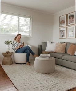 Miss Amara Trissa Beige And Ivory Abstract Tribal Rug All Rugs