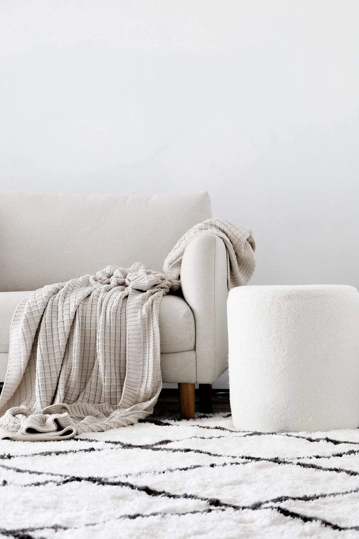 Miss Amara Tuva Ivory And Charcoal Grey Tribal Shag Rug All Rugs