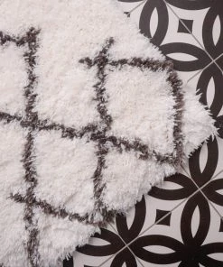 Miss Amara Tuva Ivory And Charcoal Grey Tribal Shag Indoor Mat All Rugs