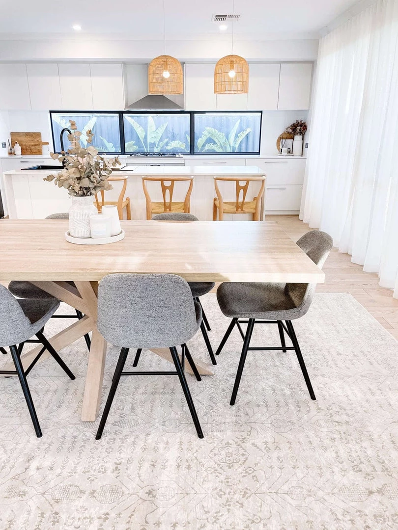 Miss Amara Wilamina Grey And Ivory Distressed Floral Rug