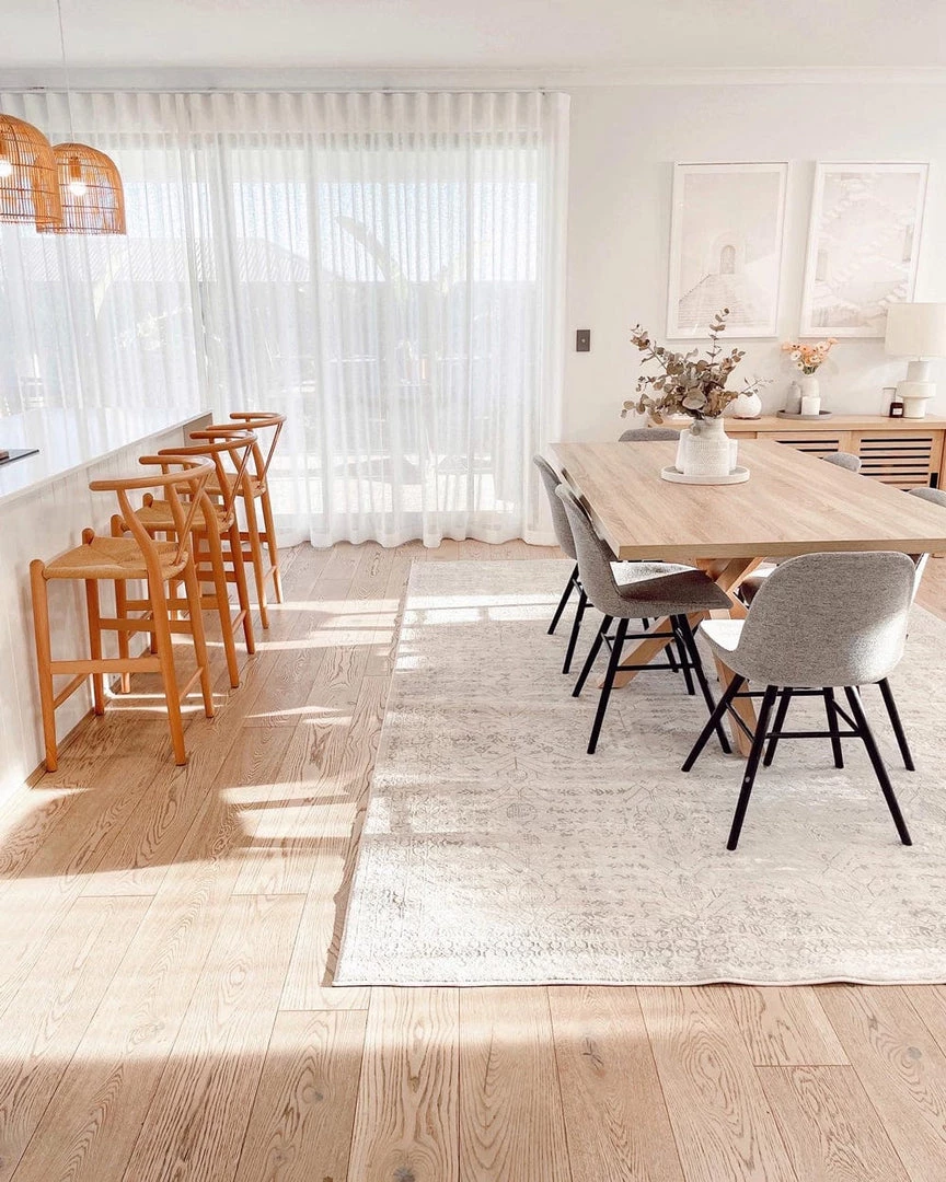 Miss Amara Wilamina Grey And Ivory Distressed Floral Rug